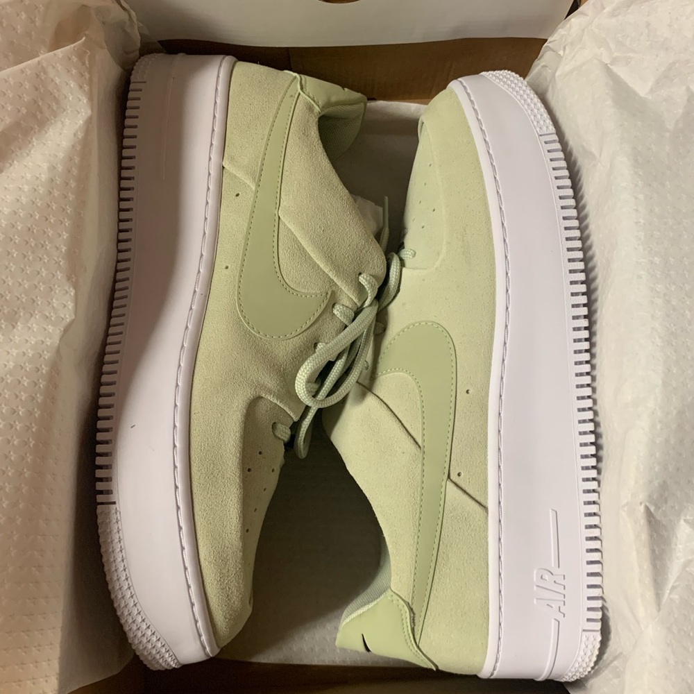 Air Force 1 sage low